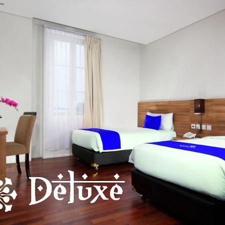 Hotel Namira Syariah Pekalongan Extérieur photo