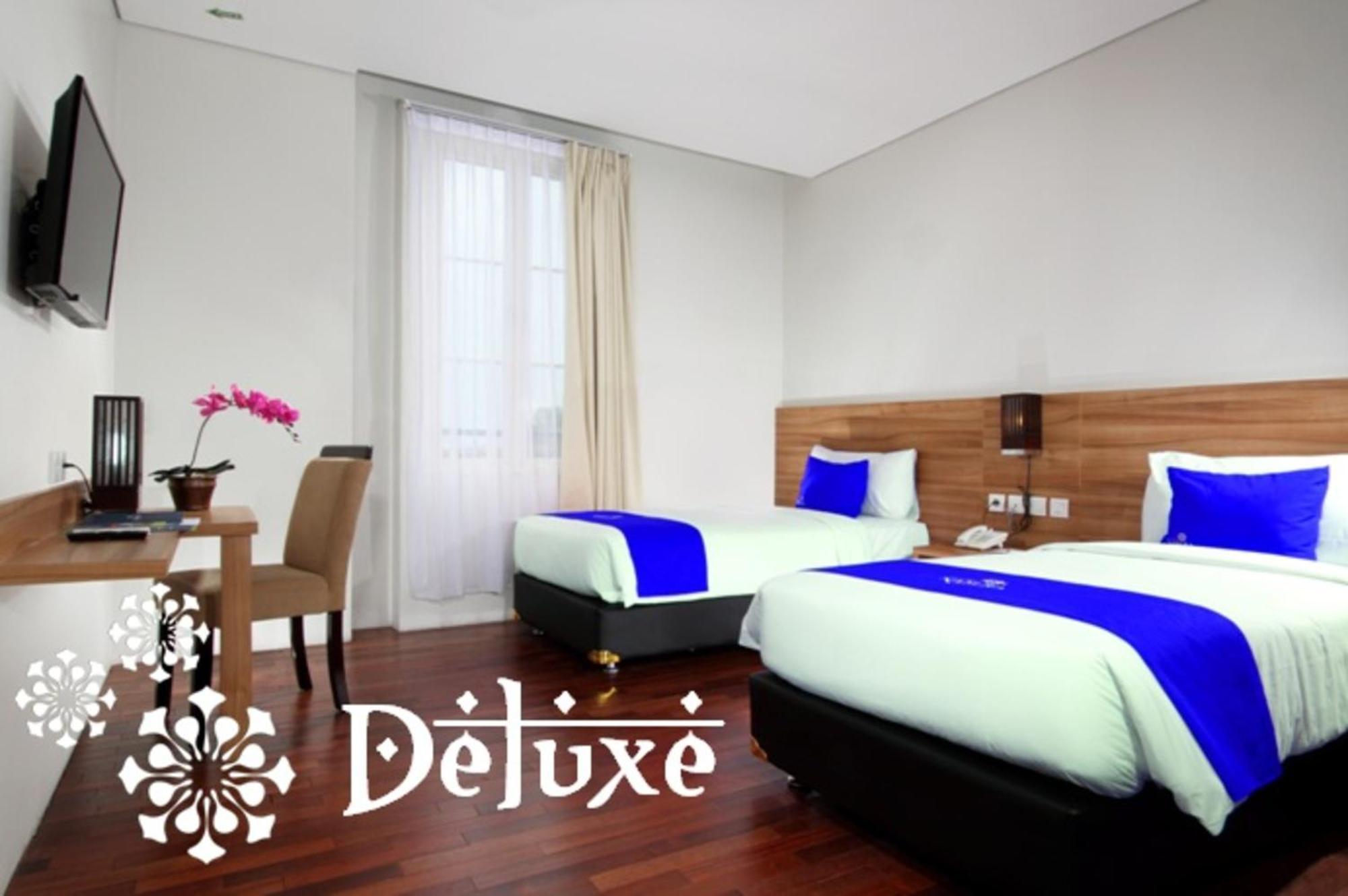 Hotel Namira Syariah Pekalongan Extérieur photo