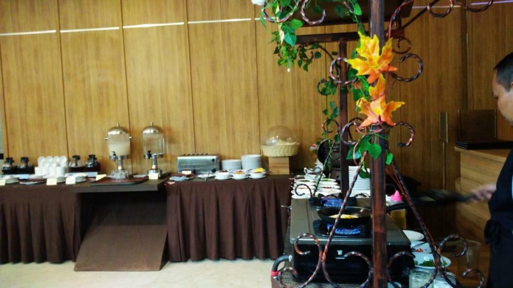 Hotel Namira Syariah Pekalongan Extérieur photo